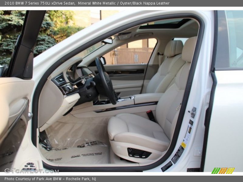 Mineral White Metallic / Oyster/Black Nappa Leather 2010 BMW 7 Series 750Li xDrive Sedan