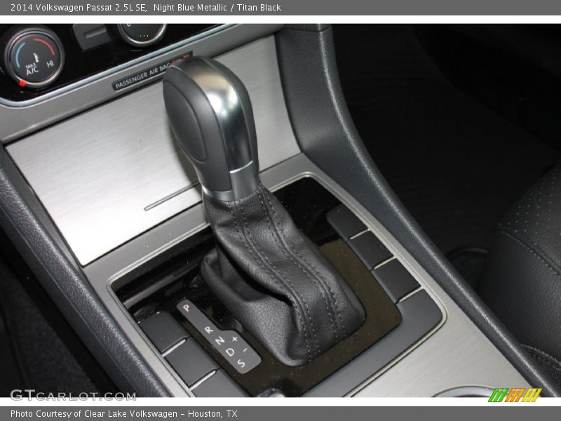Night Blue Metallic / Titan Black 2014 Volkswagen Passat 2.5L SE