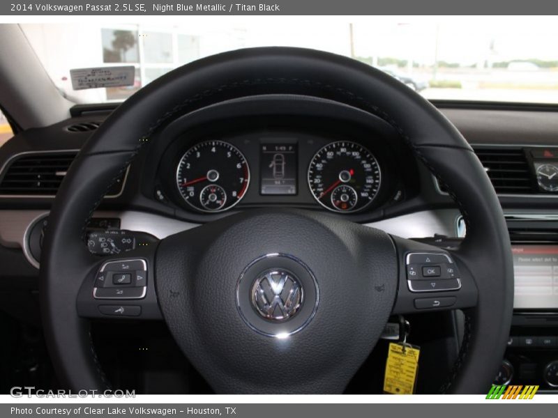Night Blue Metallic / Titan Black 2014 Volkswagen Passat 2.5L SE