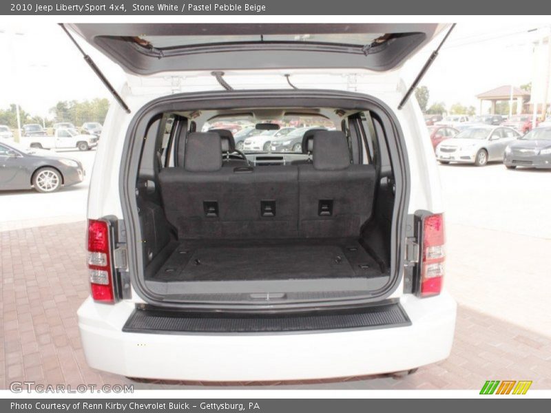 Stone White / Pastel Pebble Beige 2010 Jeep Liberty Sport 4x4