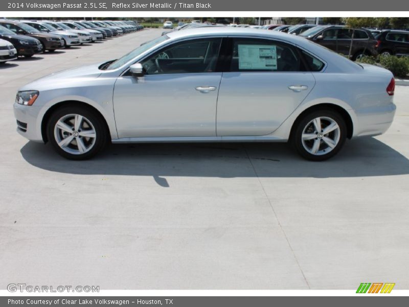 Reflex Silver Metallic / Titan Black 2014 Volkswagen Passat 2.5L SE