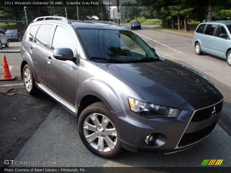 Front 3/4 View of 2011 Outlander SE AWD