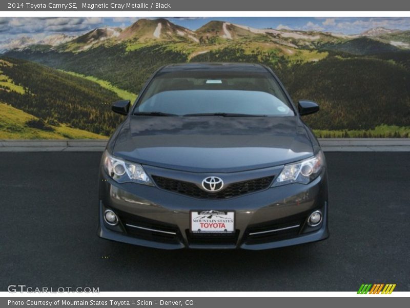Magnetic Gray Metallic / Black 2014 Toyota Camry SE