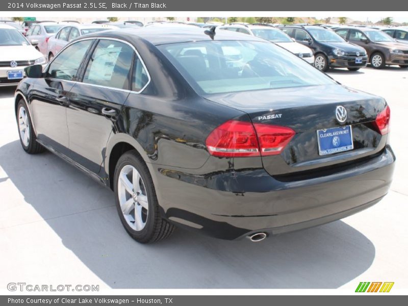 Black / Titan Black 2014 Volkswagen Passat 2.5L SE