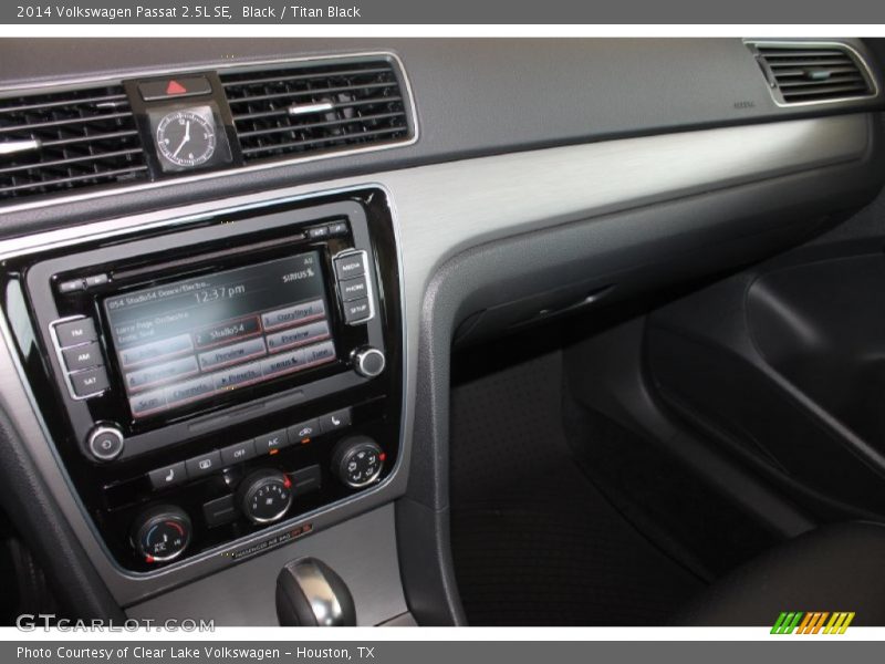 Black / Titan Black 2014 Volkswagen Passat 2.5L SE