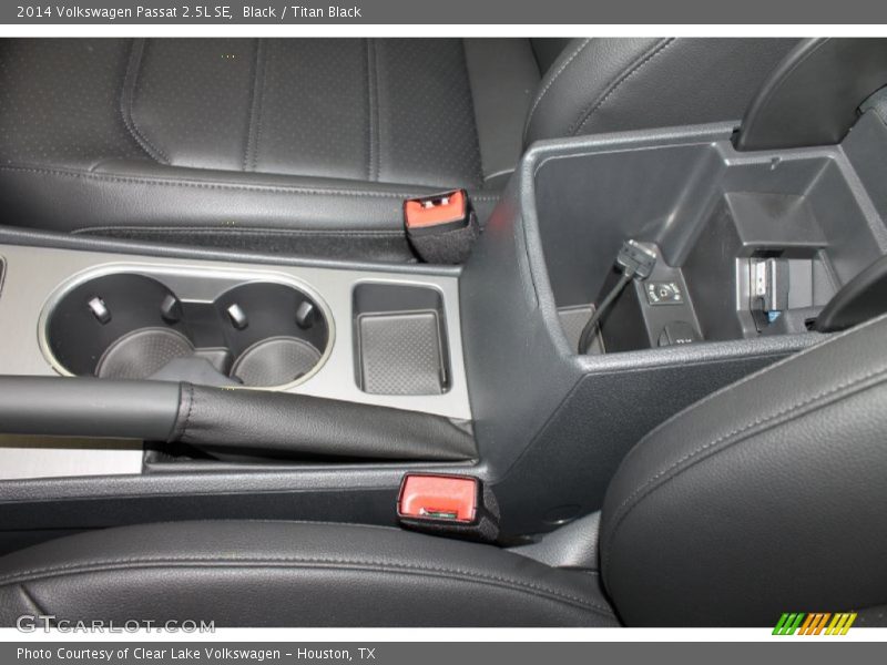 Black / Titan Black 2014 Volkswagen Passat 2.5L SE