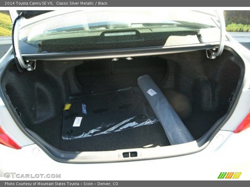 Classic Silver Metallic / Black 2014 Toyota Camry SE V6