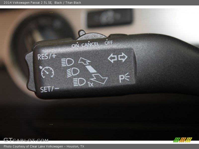 Black / Titan Black 2014 Volkswagen Passat 2.5L SE