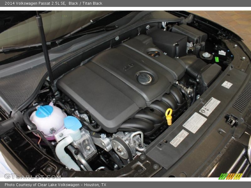 Black / Titan Black 2014 Volkswagen Passat 2.5L SE