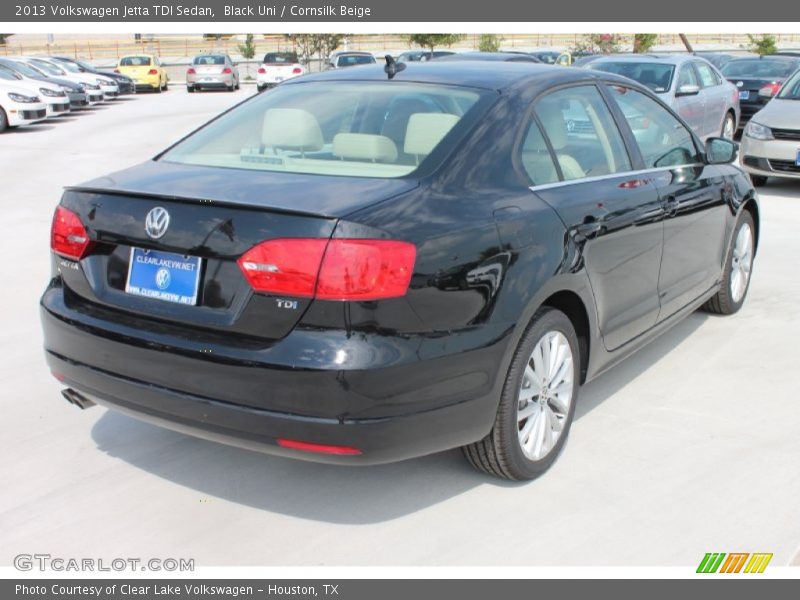 Black Uni / Cornsilk Beige 2013 Volkswagen Jetta TDI Sedan