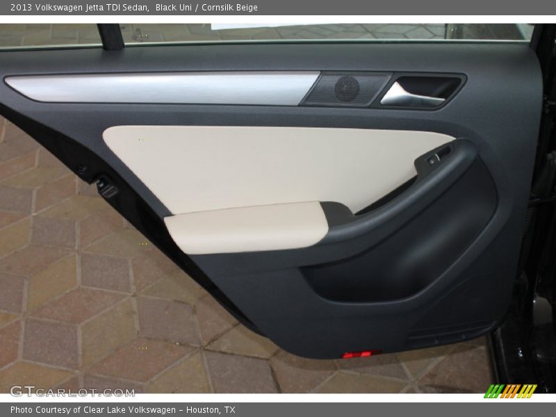 Black Uni / Cornsilk Beige 2013 Volkswagen Jetta TDI Sedan