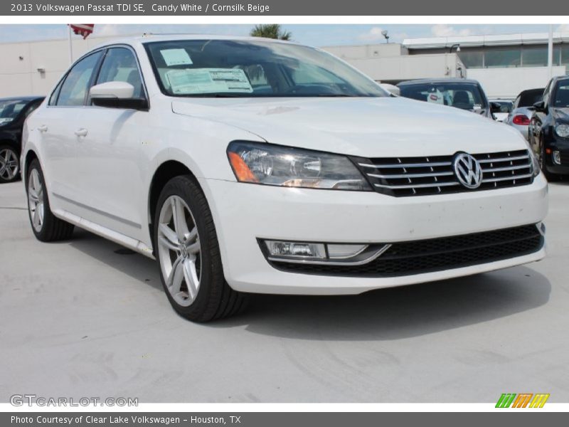 Candy White / Cornsilk Beige 2013 Volkswagen Passat TDI SE