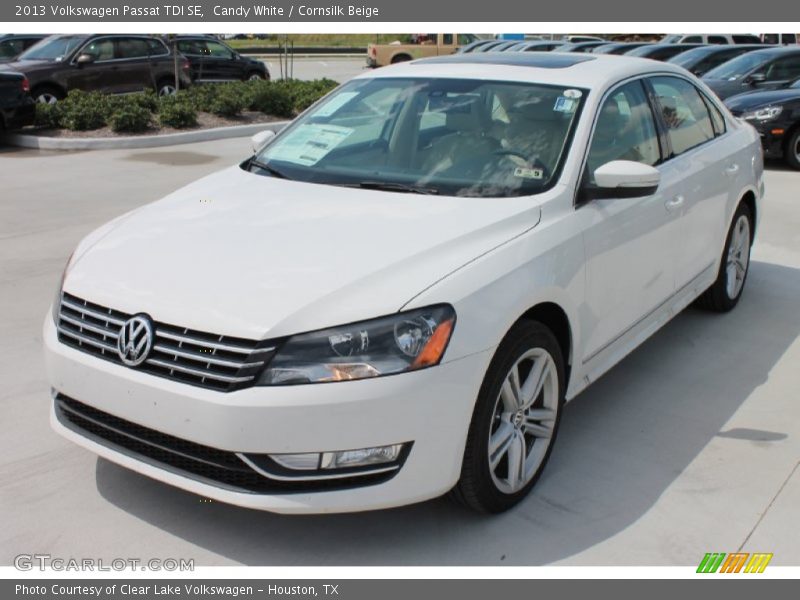 Candy White / Cornsilk Beige 2013 Volkswagen Passat TDI SE
