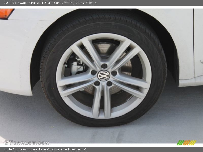 Candy White / Cornsilk Beige 2013 Volkswagen Passat TDI SE