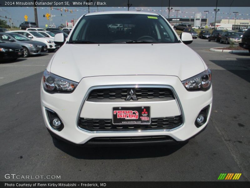 White Pearl / Black 2014 Mitsubishi Outlander Sport SE