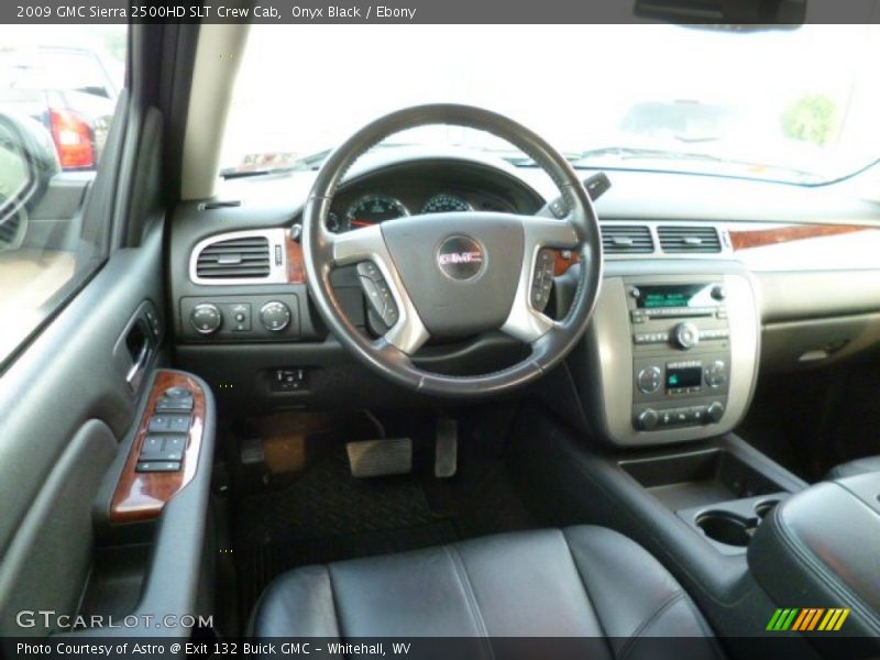 Dashboard of 2009 Sierra 2500HD SLT Crew Cab