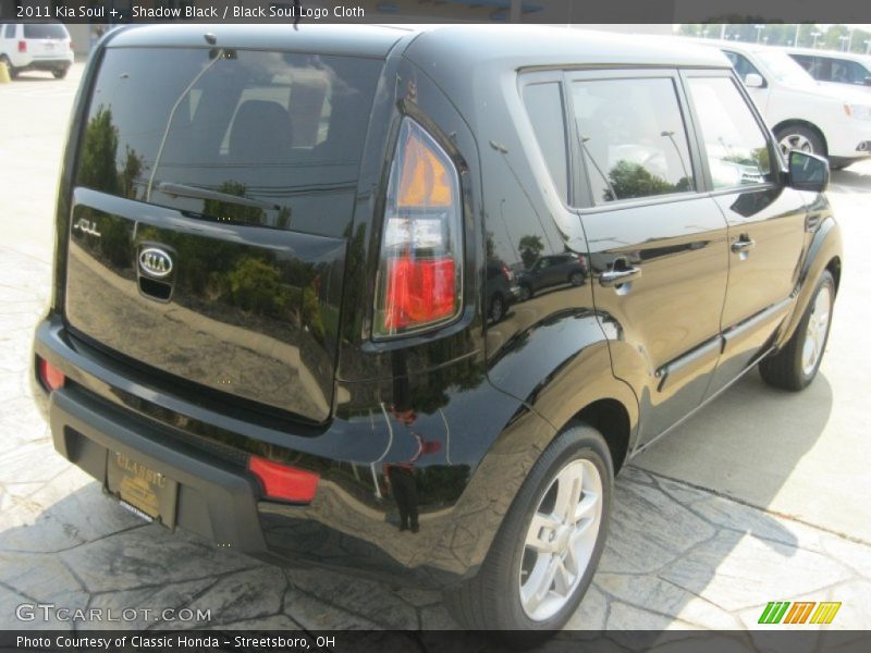 Shadow Black / Black Soul Logo Cloth 2011 Kia Soul +