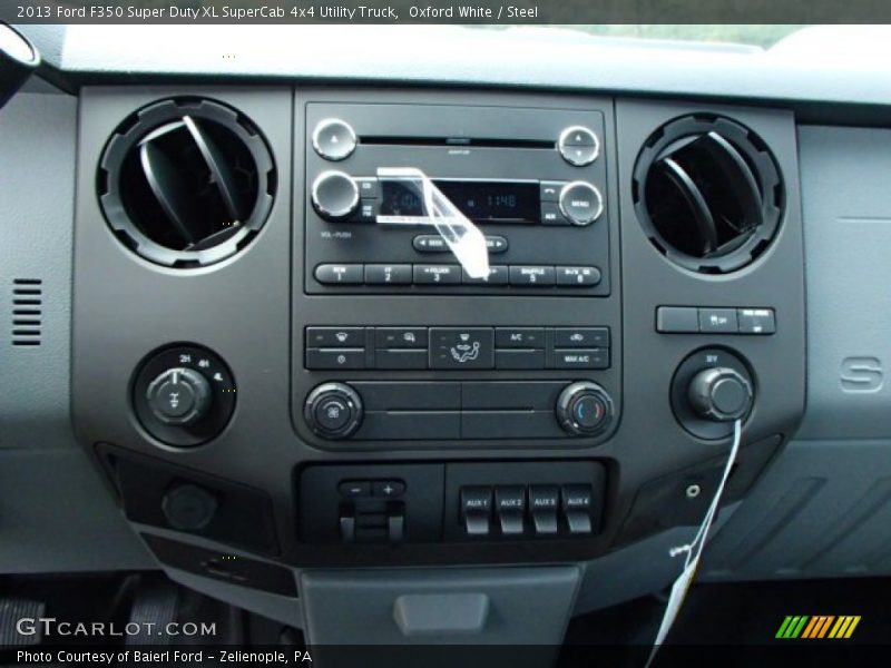 Oxford White / Steel 2013 Ford F350 Super Duty XL SuperCab 4x4 Utility Truck