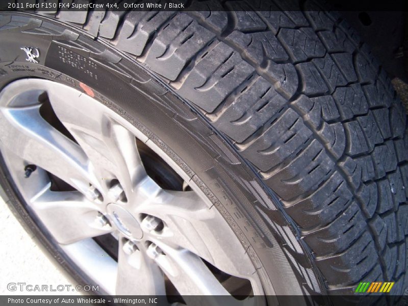 Oxford White / Black 2011 Ford F150 FX4 SuperCrew 4x4