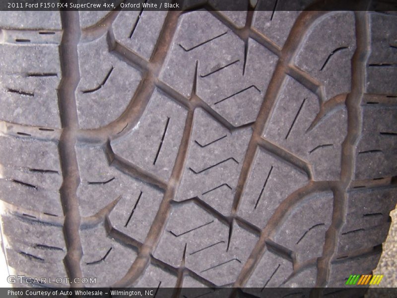 Oxford White / Black 2011 Ford F150 FX4 SuperCrew 4x4