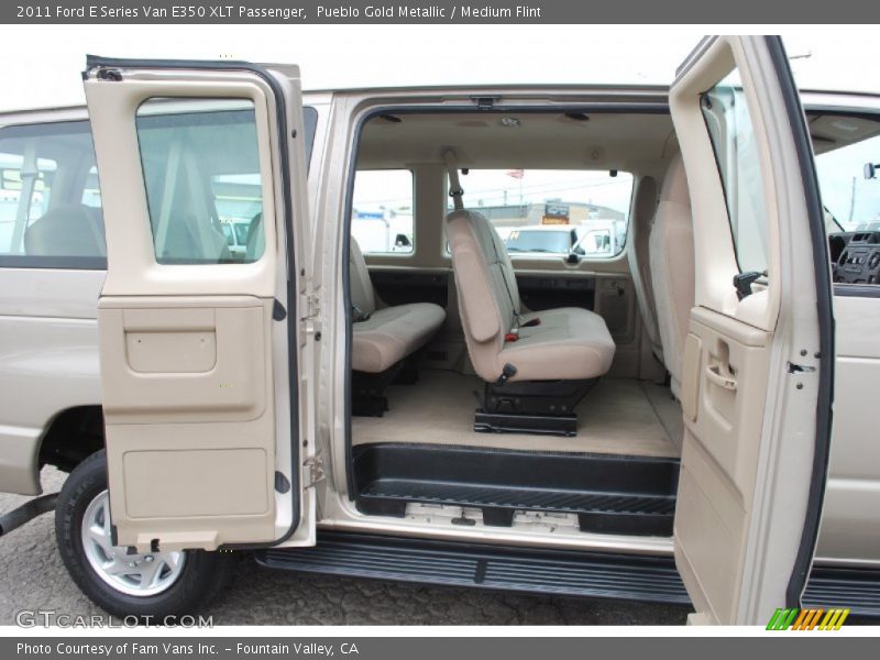 Pueblo Gold Metallic / Medium Flint 2011 Ford E Series Van E350 XLT Passenger