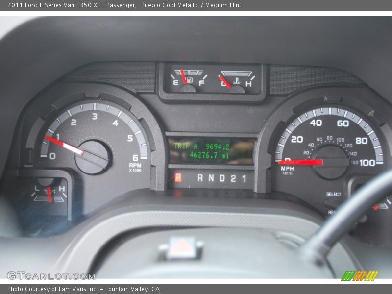 Pueblo Gold Metallic / Medium Flint 2011 Ford E Series Van E350 XLT Passenger