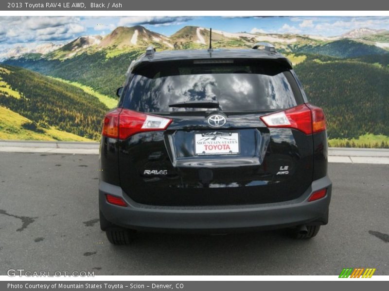Black / Ash 2013 Toyota RAV4 LE AWD