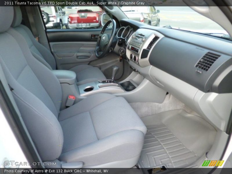 Super White / Graphite Gray 2011 Toyota Tacoma V6 TRD Sport Double Cab 4x4