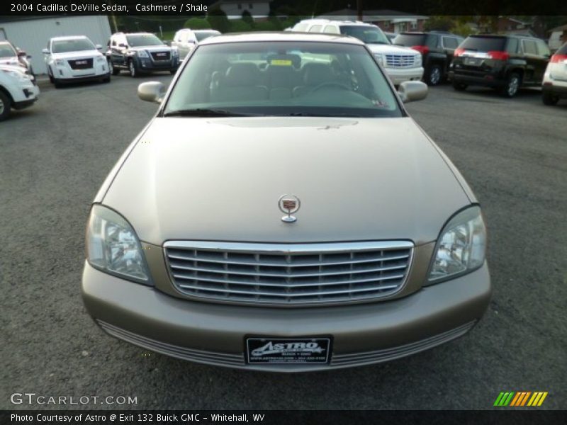 Cashmere / Shale 2004 Cadillac DeVille Sedan