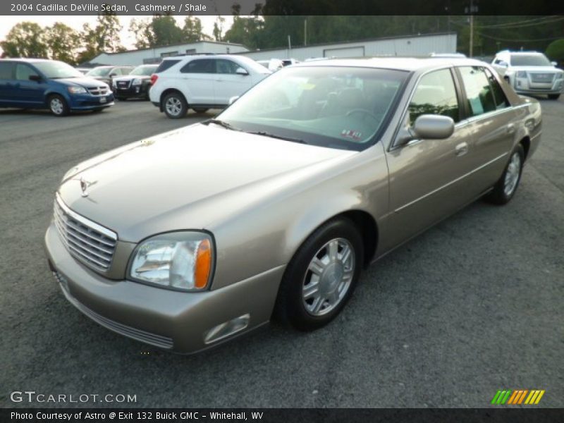 Cashmere / Shale 2004 Cadillac DeVille Sedan