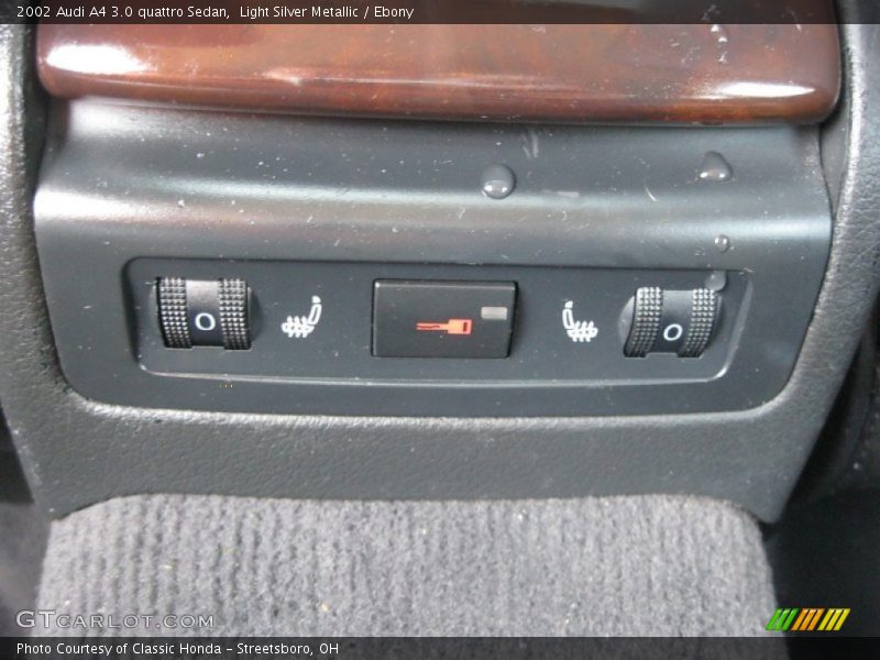 Light Silver Metallic / Ebony 2002 Audi A4 3.0 quattro Sedan