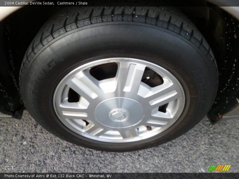 Cashmere / Shale 2004 Cadillac DeVille Sedan