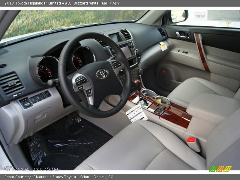 Blizzard White Pearl / Ash 2013 Toyota Highlander Limited 4WD
