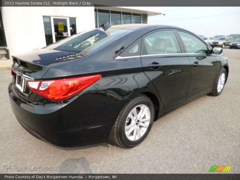 Midnight Black / Gray 2013 Hyundai Sonata GLS