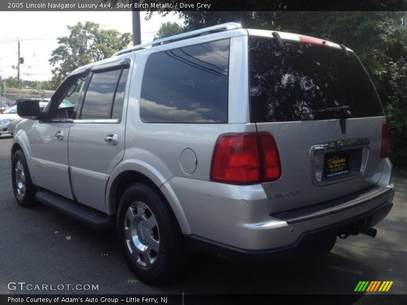 Silver Birch Metallic / Dove Grey 2005 Lincoln Navigator Luxury 4x4