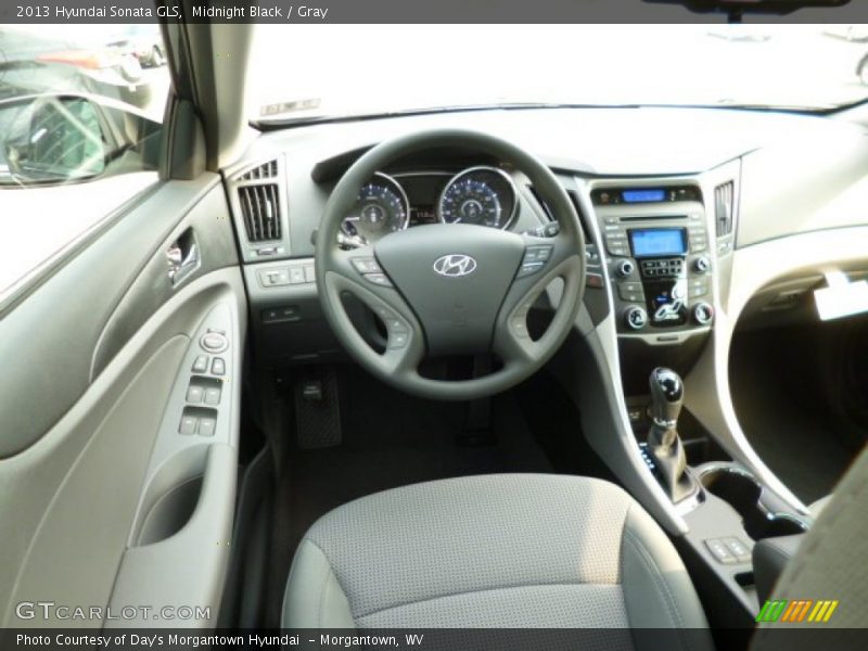 Midnight Black / Gray 2013 Hyundai Sonata GLS