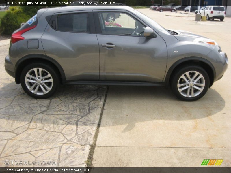 Gun Metallic / Black/Red w/Silver Trim 2011 Nissan Juke SL AWD