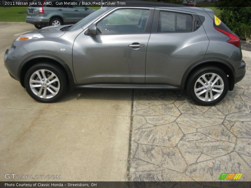 Gun Metallic / Black/Red w/Silver Trim 2011 Nissan Juke SL AWD