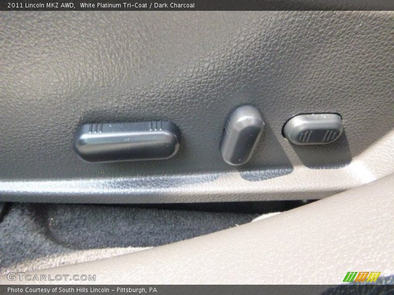White Platinum Tri-Coat / Dark Charcoal 2011 Lincoln MKZ AWD