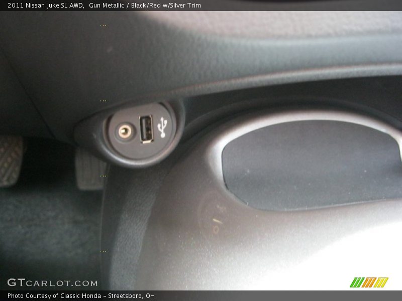 Gun Metallic / Black/Red w/Silver Trim 2011 Nissan Juke SL AWD