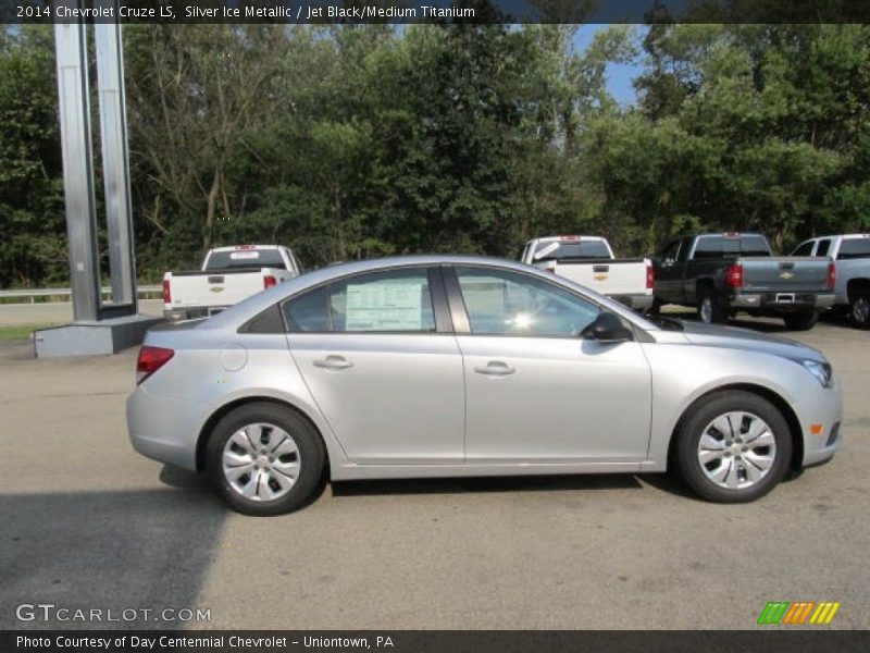 Silver Ice Metallic / Jet Black/Medium Titanium 2014 Chevrolet Cruze LS