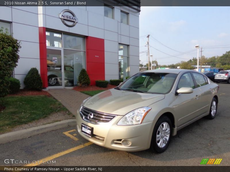 Sonoran Sand / Blond 2010 Nissan Altima 2.5 S