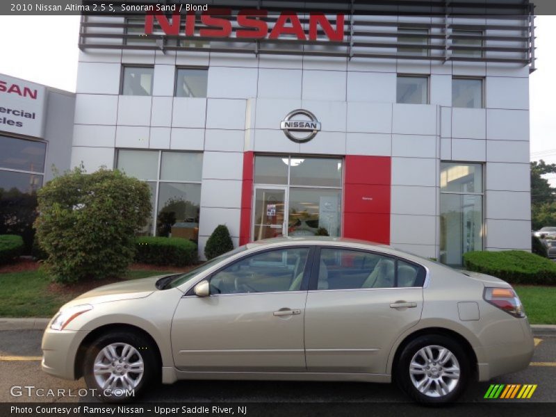 Sonoran Sand / Blond 2010 Nissan Altima 2.5 S