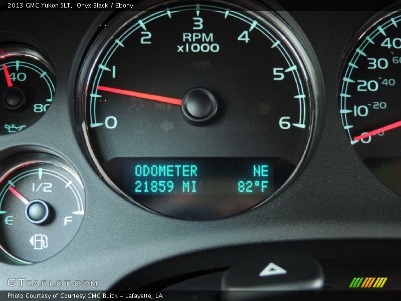 Onyx Black / Ebony 2013 GMC Yukon SLT