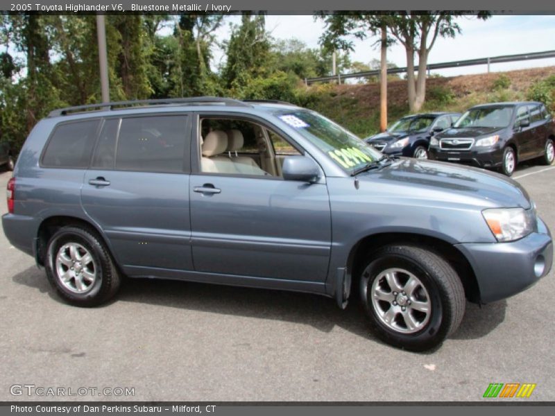 Bluestone Metallic / Ivory 2005 Toyota Highlander V6