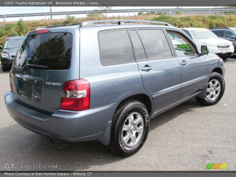 Bluestone Metallic / Ivory 2005 Toyota Highlander V6