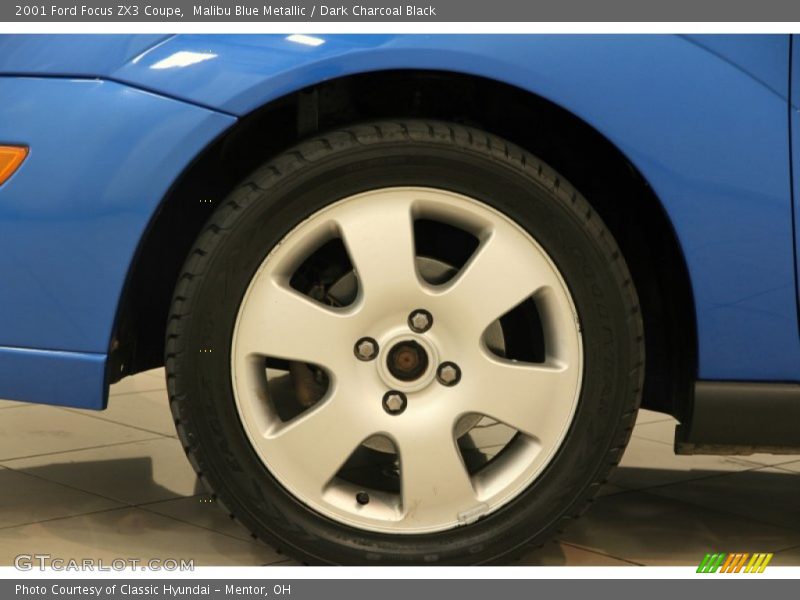 Malibu Blue Metallic / Dark Charcoal Black 2001 Ford Focus ZX3 Coupe