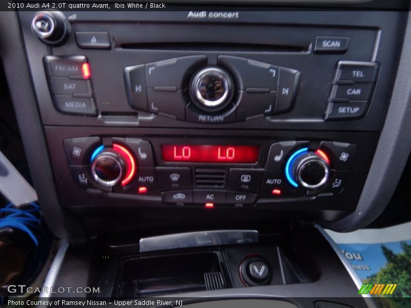 Ibis White / Black 2010 Audi A4 2.0T quattro Avant