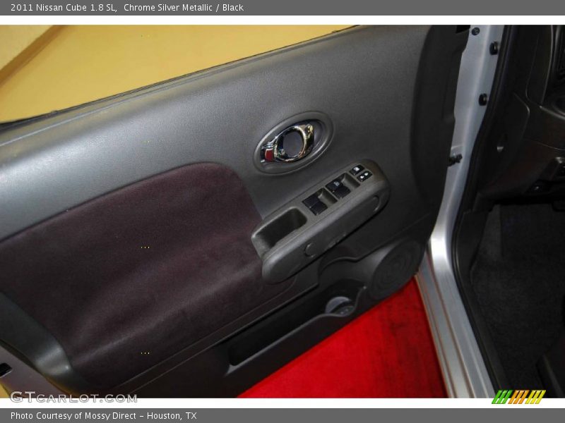 Chrome Silver Metallic / Black 2011 Nissan Cube 1.8 SL