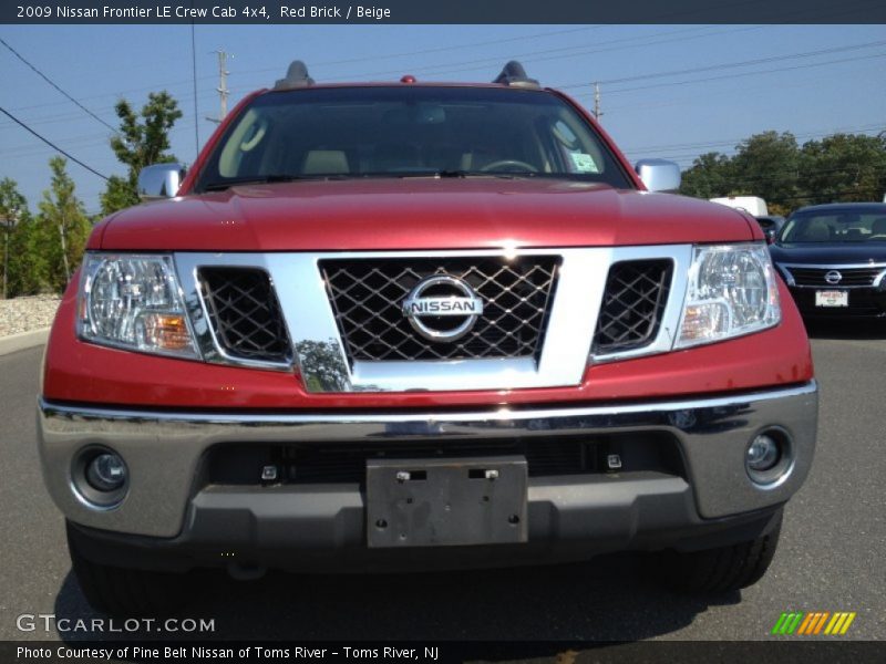 Red Brick / Beige 2009 Nissan Frontier LE Crew Cab 4x4